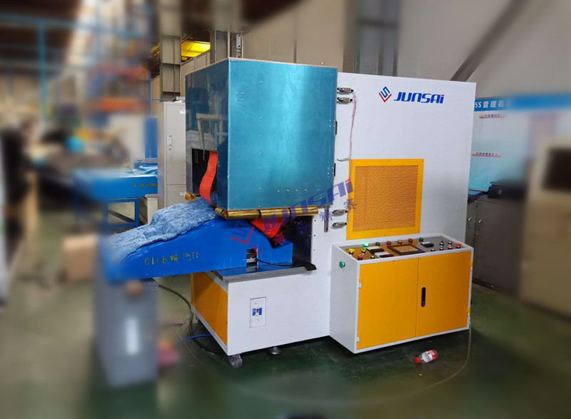 <a href=/list/qichexingye/ target=_blank class=infotextkey>汽車</a>腳墊焊接機